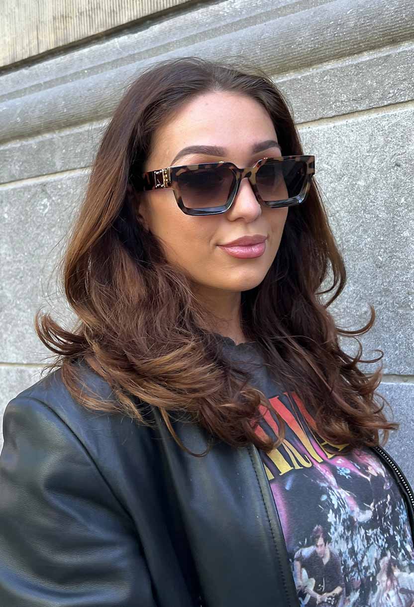 EDEN Black/Gold sunglasses #color_black-gold