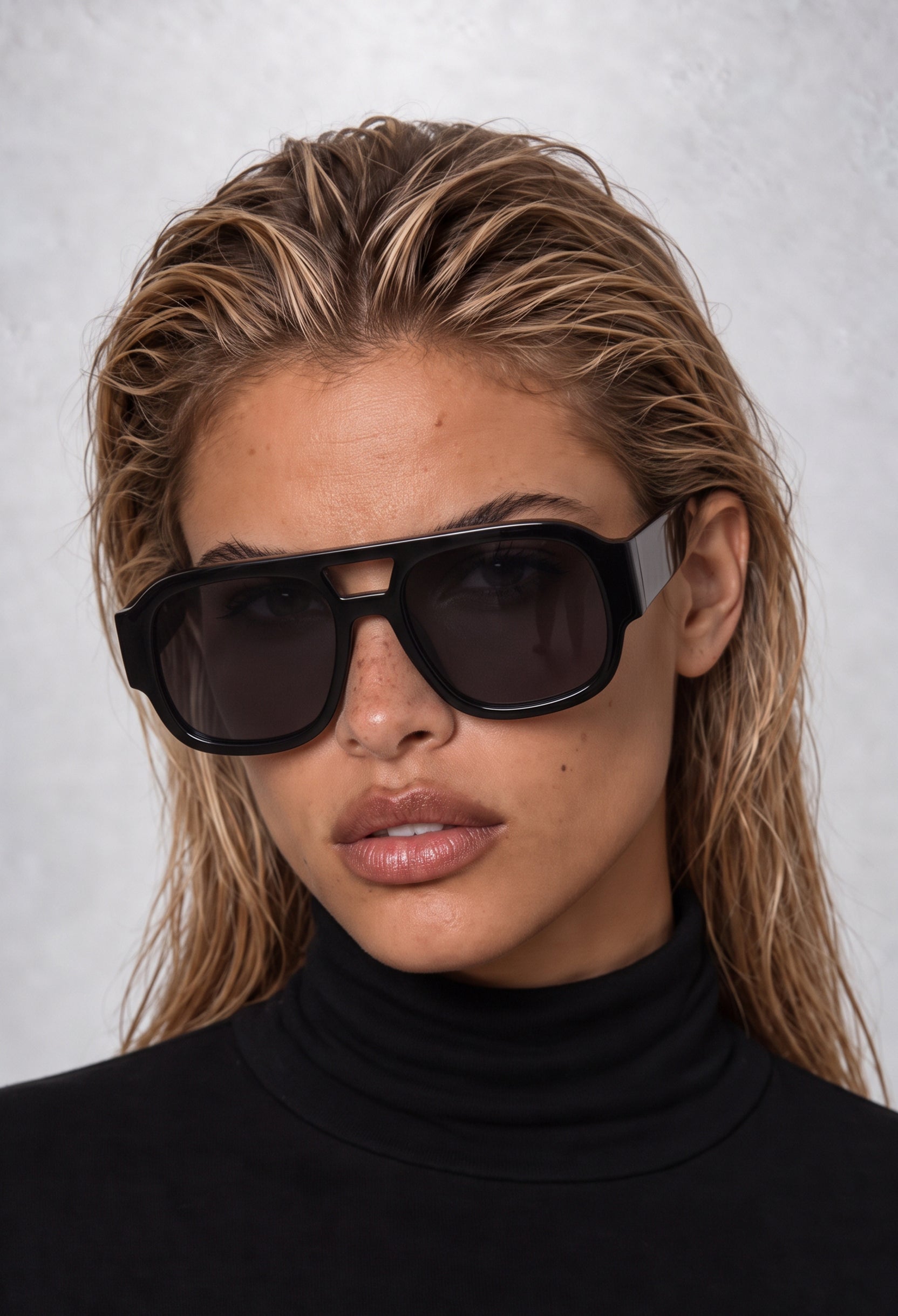 HERA Black sunglasses #color_black