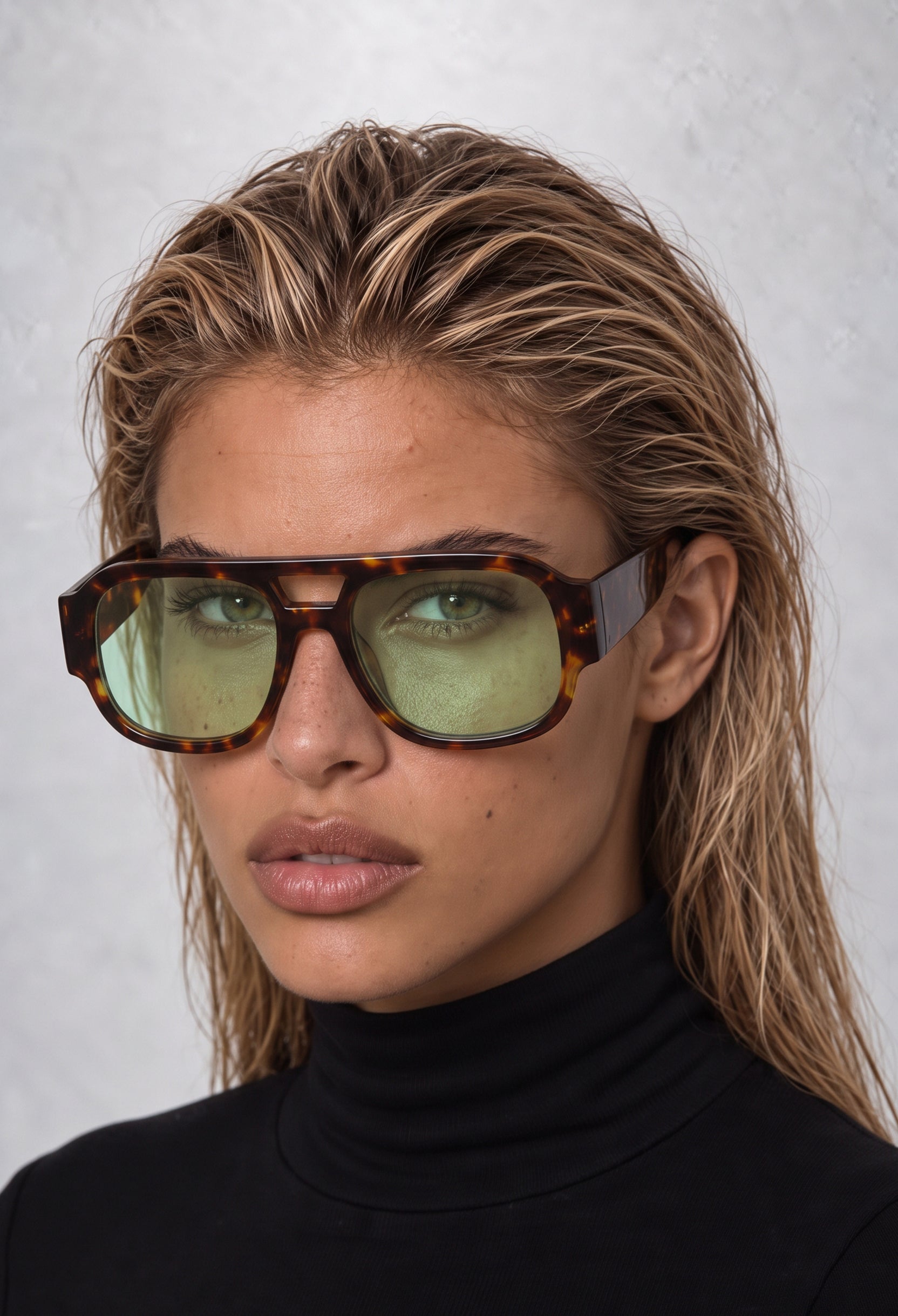 HERA Green/Leopard sunglasses #color_green-leopard